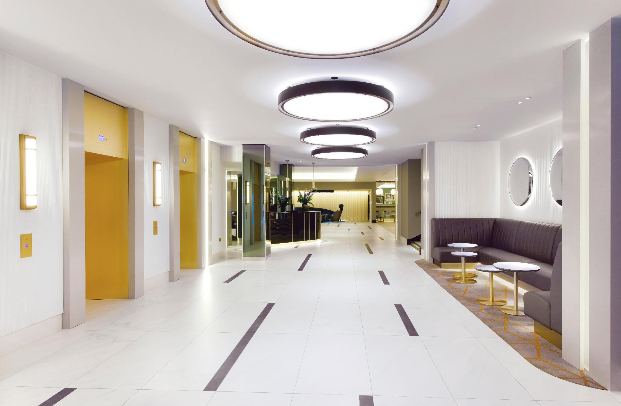 Strand Palace Londres Exterior foto The reception area of the hotel